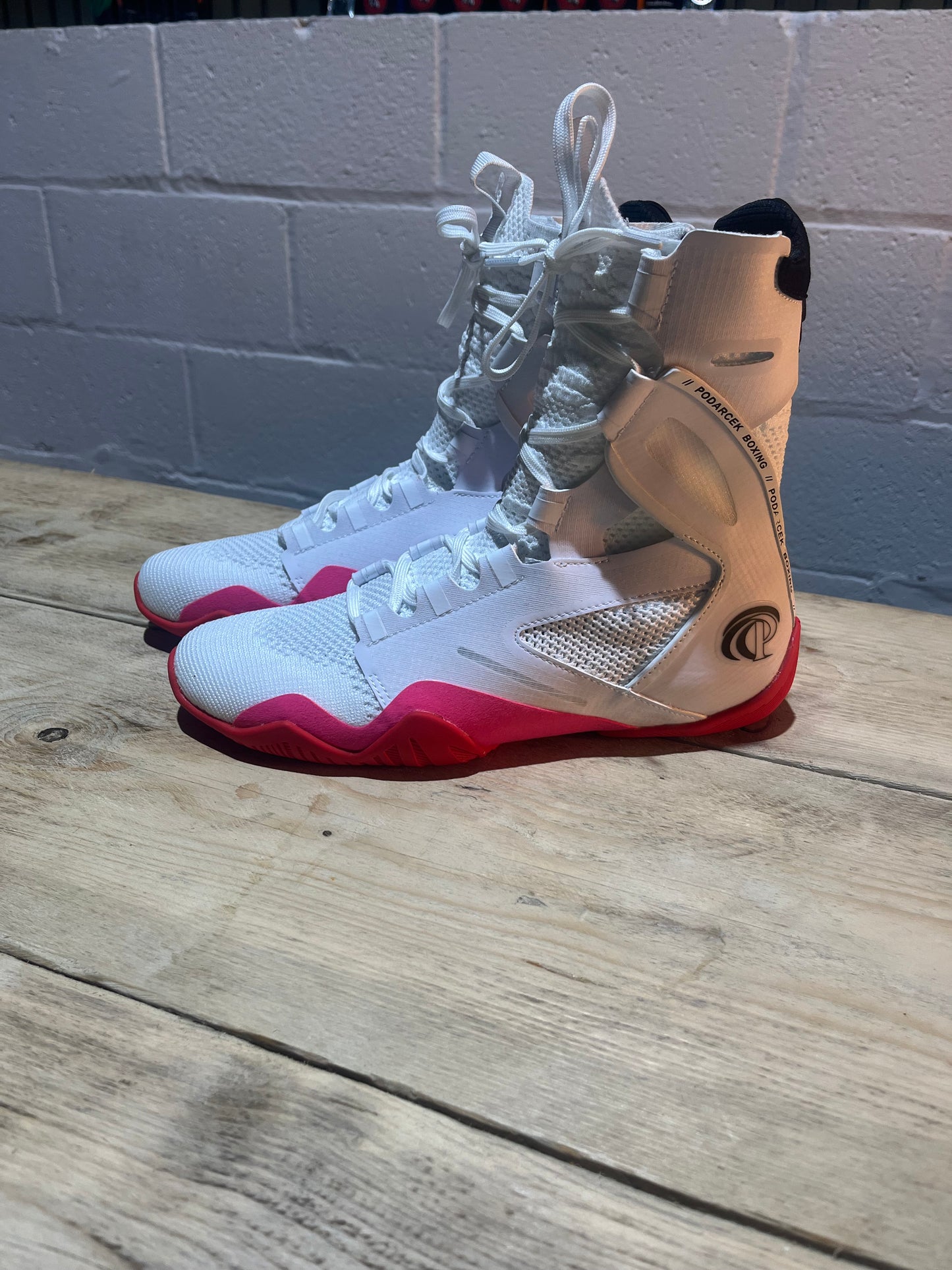 Podarcek Boxing Boots White / Pink