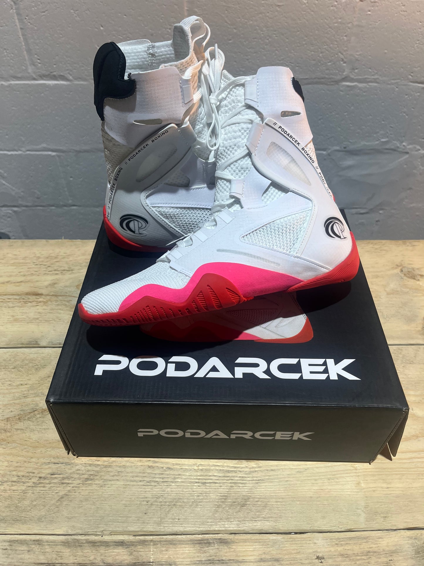 Podarcek Boxing Boots White / Pink